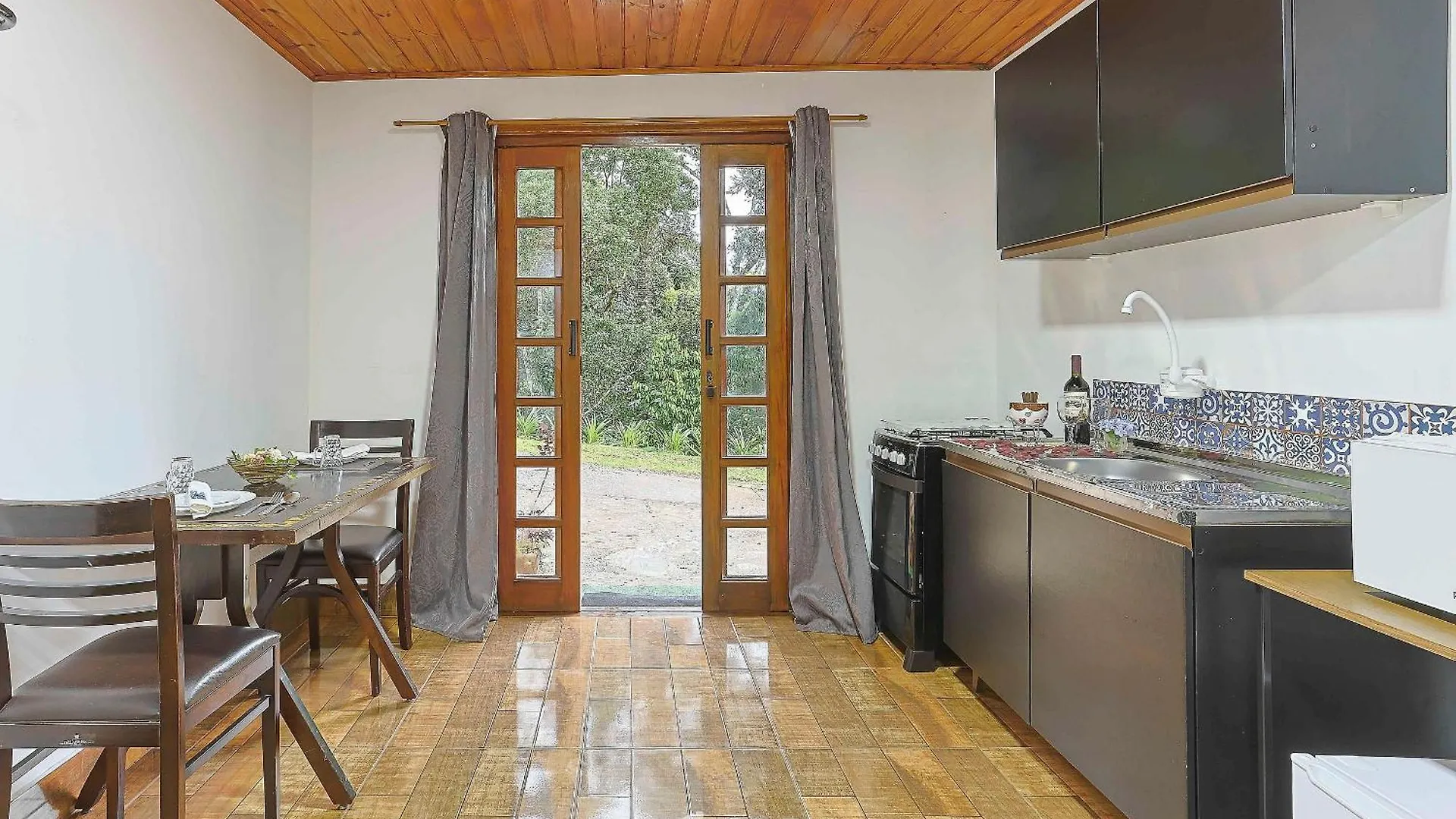 Holiday home Lindos Estudios Em Campos Do Jordao - Vae Brazil