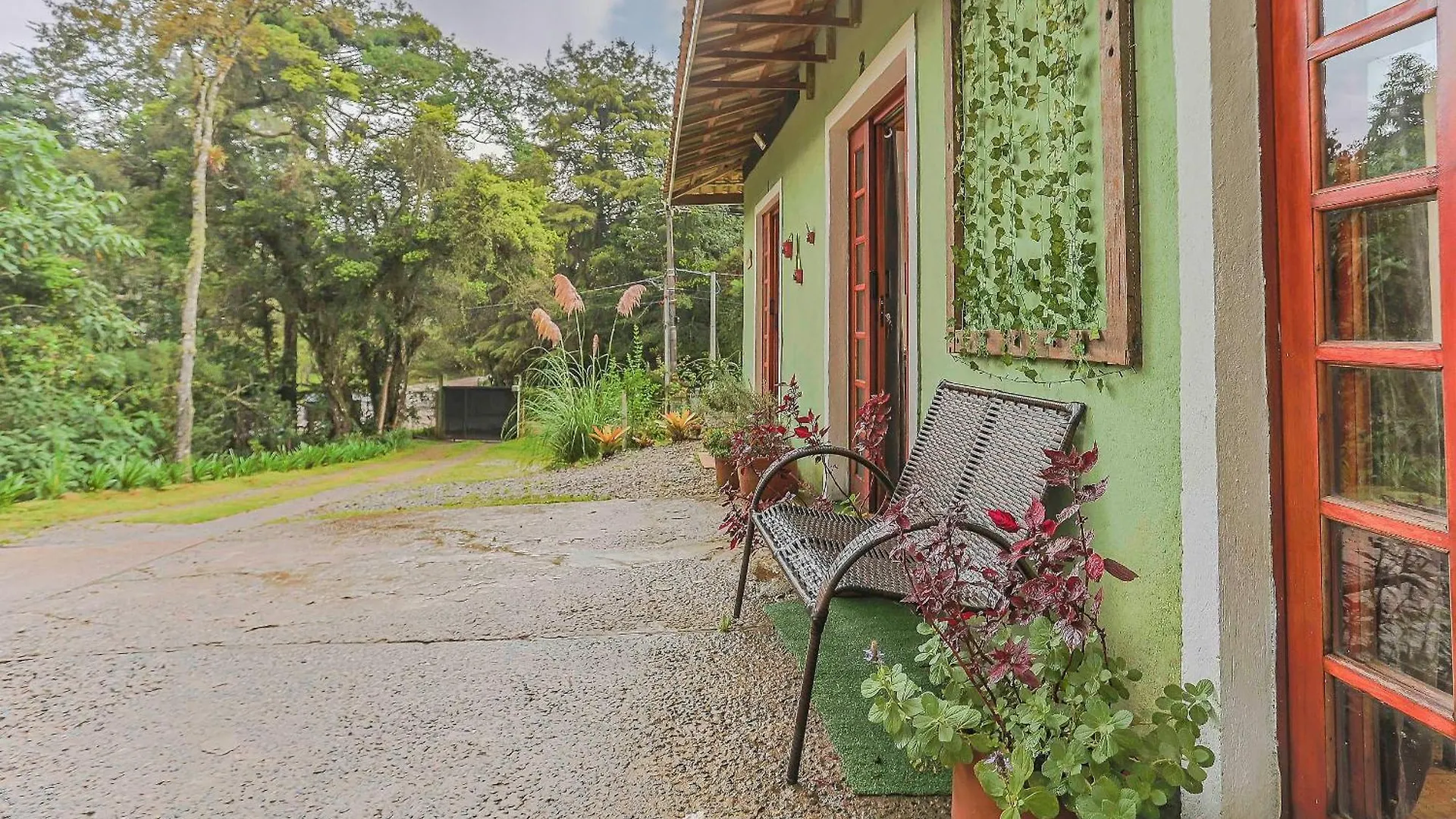 Lindos Estudios Em Campos Do Jordao - Vae 0*,